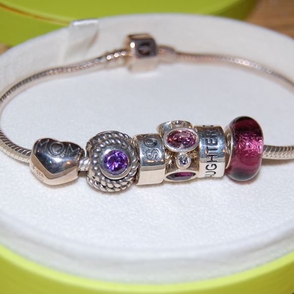 FLASH SALE  Bracelet & Six Charms - Picture 2 of 7